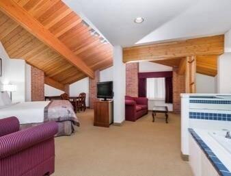 Baymont By Wyndham Marshfield Hotel Exterior foto